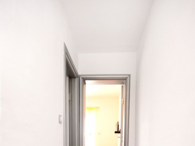 Apartment One bedroom apartment near beach Zaostrog, Makarska A-2816-c - Outdoor photo 14