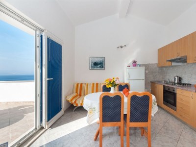Apartment Two bedroom apartment with terrace and sea view Pisak, Omiš A-2827-d - Outdoor photo 14