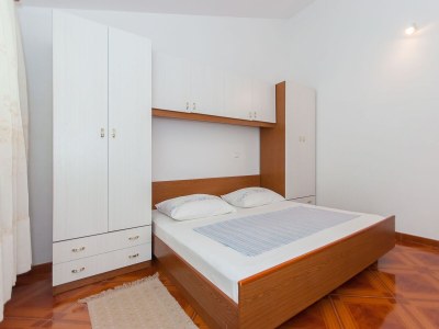 Apartment Two bedroom apartment with terrace and sea view Pisak, Omiš A-2827-d - Outdoor photo 16