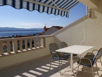 Apartment One bedroom apartment with terrace and sea view Bol, Brač A-2900-b in Bol - Apartment