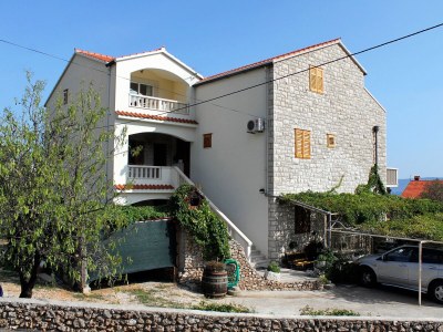 Apartment Two bedroom apartment with balcony and sea view Bol, Brač A-2900-d - Outdoor photo 6