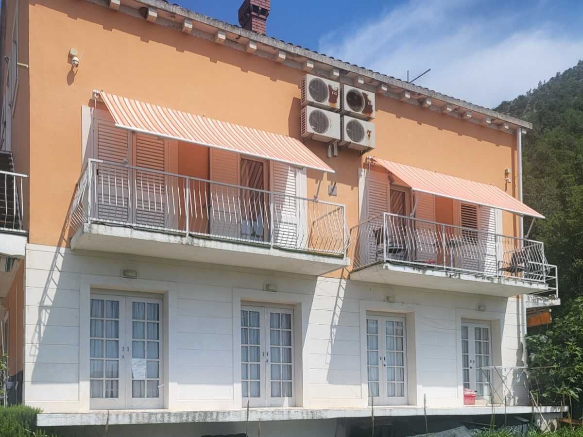 Apartment Two bedroom apartment with balcony and sea view Slano, Dubrovnik A-3184-a