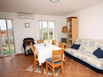 Apartment Two bedroom apartment with balcony and sea view Slano, Dubrovnik A-3184-a - Outdoor photo 10