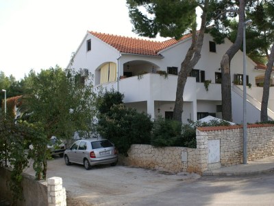 Apartment Two bedroom apartment with terrace and sea view Mirca, Brač A-2902-b - Outdoor photo 4