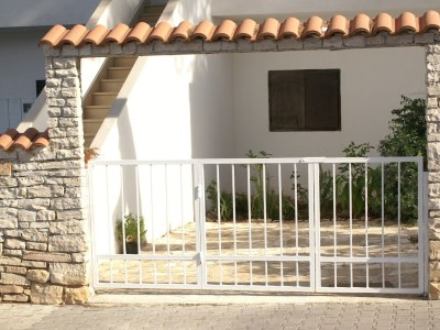 Apartment Two bedroom apartment with terrace and sea view Mirca, Brač A-2902-b - Outdoor photo 12