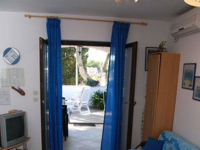 Apartment Two bedroom apartment with terrace and sea view Mirca, Brač A-2902-b - Outdoor photo 13