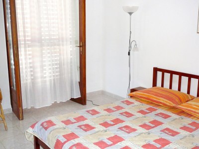 Apartment One bedroom apartment with terrace and sea view Postira, Brač A-2919-a - Outdoor photo 15