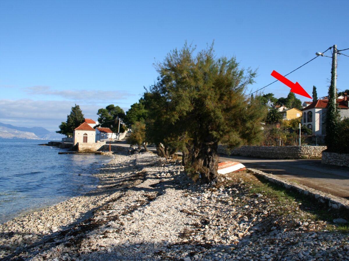 Apartment One bedroom apartment near beach Sutivan, Brač A-2943-a