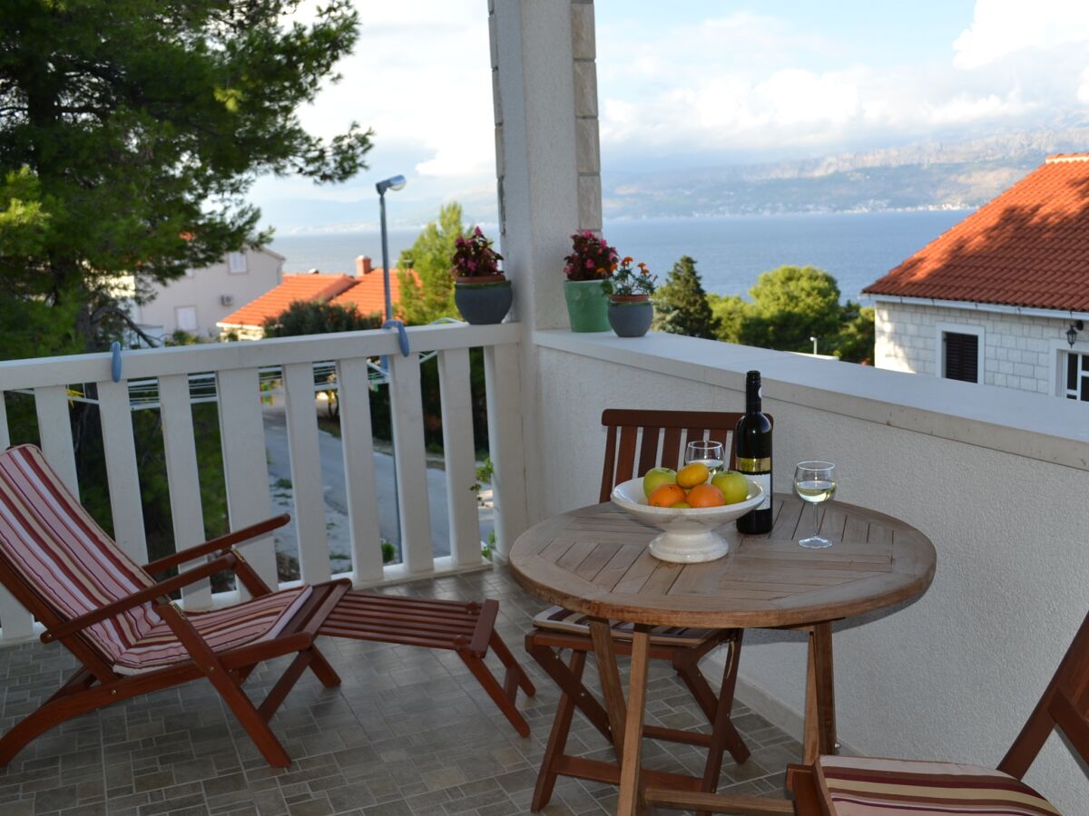 Apartment One bedroom apartment with terrace and sea view Postira, Brač A-2948-a