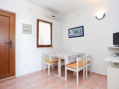 Apartment Two bedroom apartment near beach Okrug Donji, Čiovo A-2977-a - Outdoor photo 13