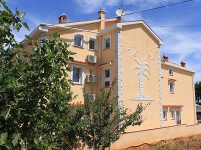 Apartment Two bedroom apartment near beach Kraj, Pašman A-3460-c - Outdoor photo 4
