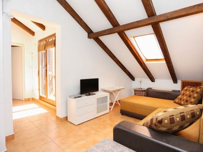 Apartment One bedroom apartment near beach Okrug Donji, Čiovo A-2977-b - Outdoor photo 15