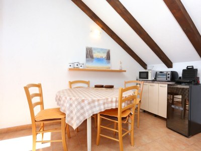 Apartment One bedroom apartment near beach Okrug Donji, Čiovo A-2977-b - Outdoor photo 18