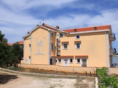 Apartment Two bedroom apartment near beach Kraj, Pašman A-3460-d - Outdoor photo 3