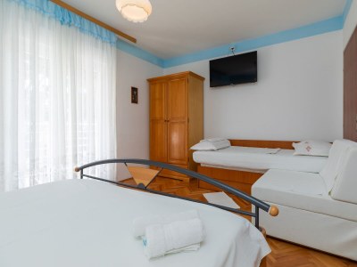 Apartment Two bedroom apartment with terrace and sea view Duće, Omiš A-2992-a - Outdoor photo 23