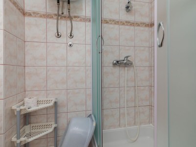 Apartment Two bedroom apartment with terrace and sea view Duće, Omiš A-2992-a - Outdoor photo 32