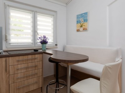 Apartment Two bedroom apartment with terrace and sea view Duće, Omiš A-2992-b - Outdoor photo 18