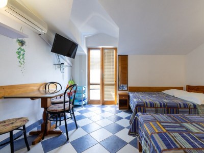 Apartment Studio flat with terrace and sea view Sućuraj, Hvar AS-3589-k - Outdoor photo 33