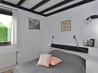 Holiday house De Ruiterplaat Lakeview Stay - Features photo 24