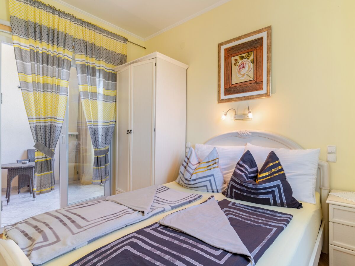 Apartment One bedroom apartment with terrace and sea view Barbat, Rab A-3203-a - Outdoor photo 4