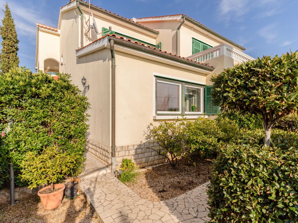 Apartment One bedroom apartment with terrace and sea view Barbat, Rab A-3203-c - Outdoor photo 4