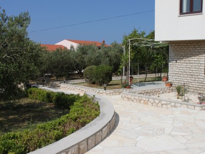 Apartment Two bedroom apartment with terrace Novalja, Pag A-3307-d - Outdoor photo 4