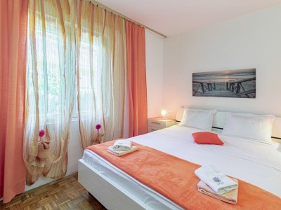 Apartment One bedroom apartment with terrace and sea view Jelsa, Hvar A-4017-b - Outdoor photo 29