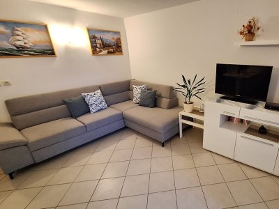 Apartment Two bedroom apartment with terrace Jelsa, Hvar A-4017-c - Outdoor photo 23