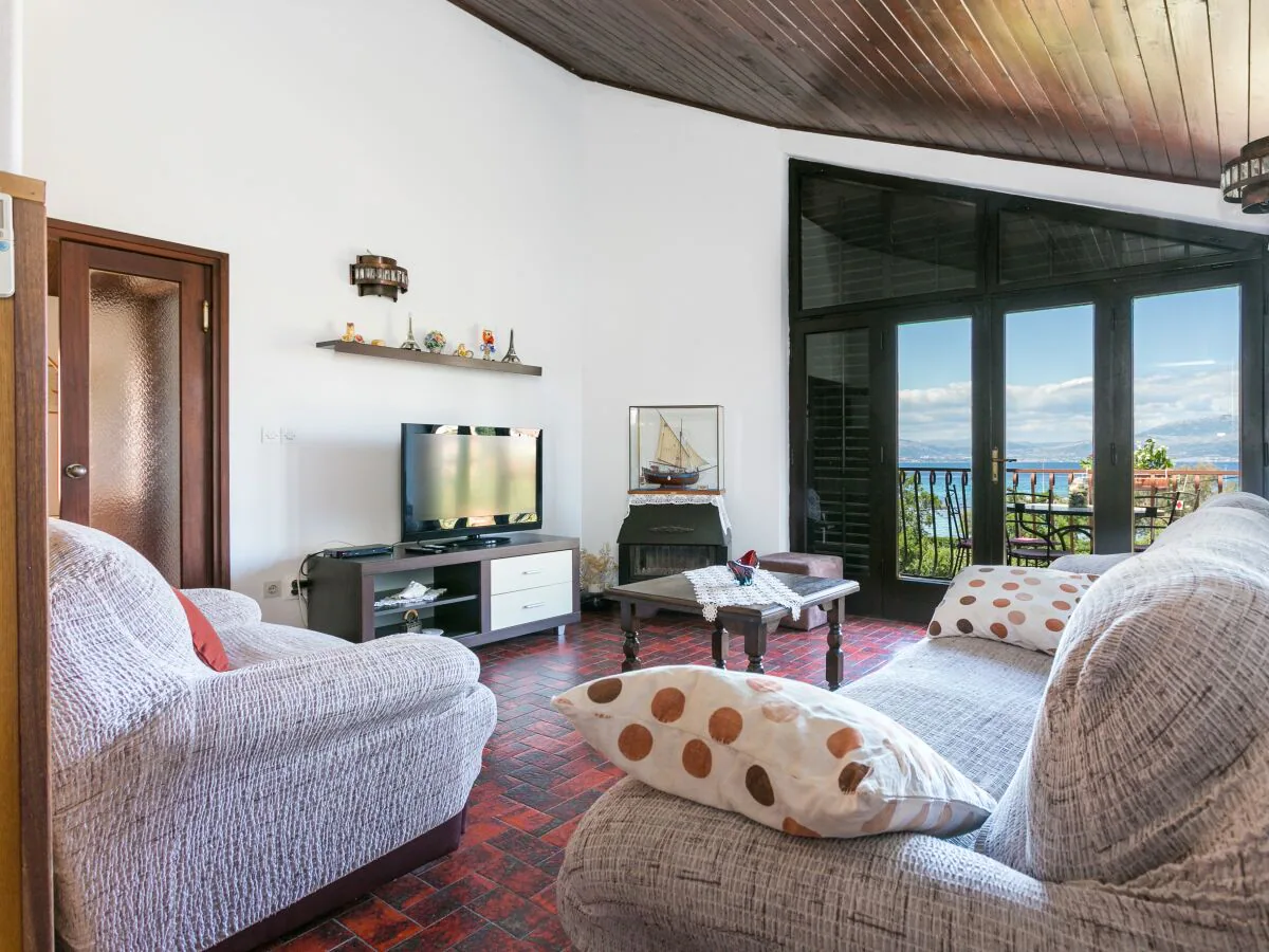 Apartment Three bedroom apartment with terrace and sea view Mirca, Brač A-732-b - Outdoor photo 5