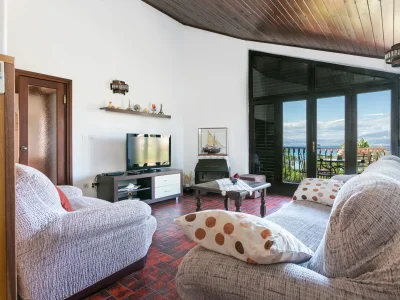 Apartment Three bedroom apartment with terrace and sea view Mirca, Brač A-732-b - Outdoor photo 5