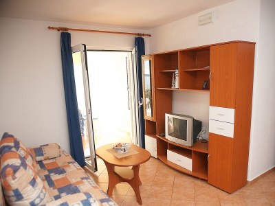 Apartment One bedroom apartment near beach Mandre, Pag A-4092-c - Outdoor photo 15