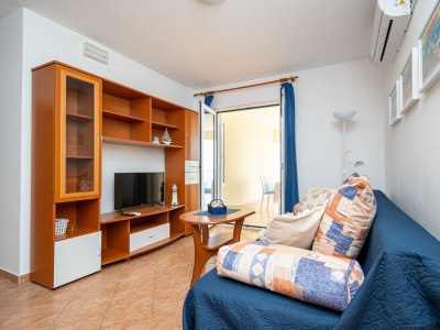Apartment One bedroom apartment near beach Mandre, Pag A-4092-d - Outdoor photo 6