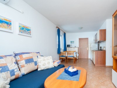 Apartment One bedroom apartment near beach Mandre, Pag A-4092-d - Outdoor photo 8