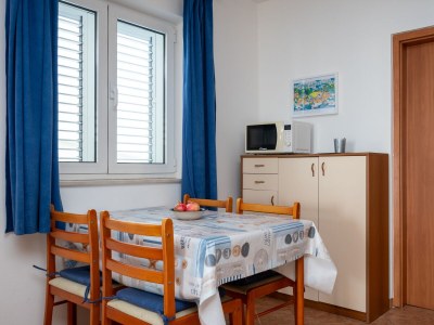 Apartment One bedroom apartment near beach Mandre, Pag A-4092-d - Outdoor photo 9