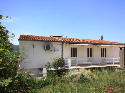 Apartment Two bedroom apartment with terrace and sea view Viganj, Pelješac A-260-a - Outdoor photo 4