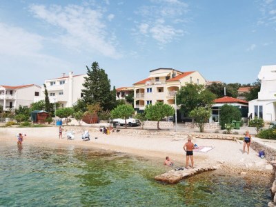 Apartment One bedroom apartment near beach Mandre, Pag A-4092-f - Outdoor photo 2