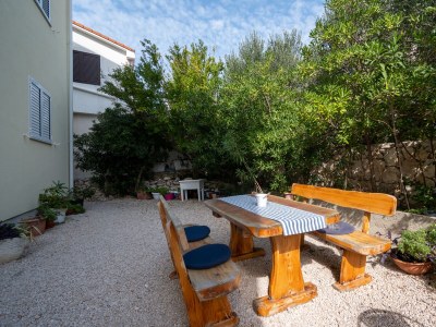 Apartment One bedroom apartment near beach Mandre, Pag A-4092-f - Outdoor photo 7