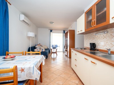 Apartment One bedroom apartment near beach Mandre, Pag A-4092-f - Outdoor photo 21