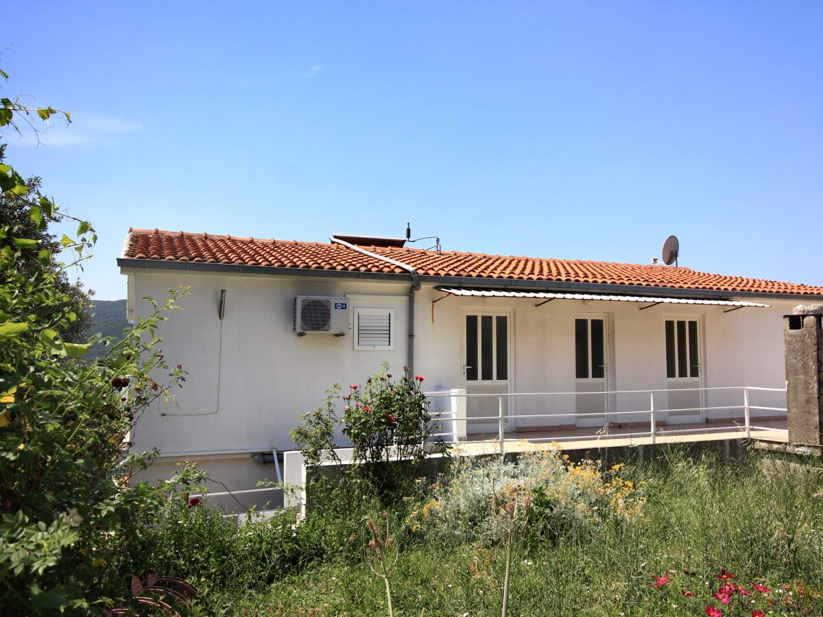Apartment One bedroom apartment with terrace and sea view Viganj, Pelješac A-260-c - Outdoor photo 4