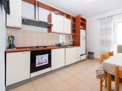 Apartment Two bedroom apartment near beach Mandre, Pag A-4093-a - Outdoor photo 12