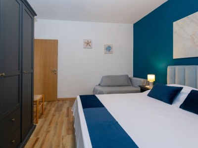 Apartment Two bedroom apartment near beach Mandre, Pag A-4093-a - Outdoor photo 19