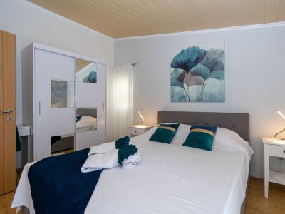 Apartment One bedroom apartment near beach Mandre, Pag A-4093-b - Outdoor photo 15