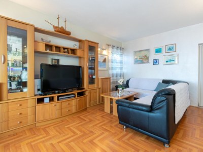 Apartment Two bedroom apartment near beach Mandre, Pag A-4093-d - Outdoor photo 9