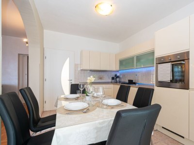 Apartment Two bedroom apartment near beach Mandre, Pag A-4093-d - Outdoor photo 13