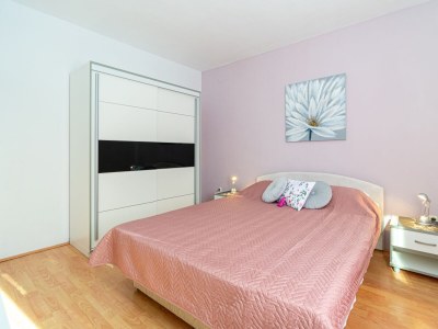 Apartment Two bedroom apartment near beach Mandre, Pag A-4093-d - Outdoor photo 18