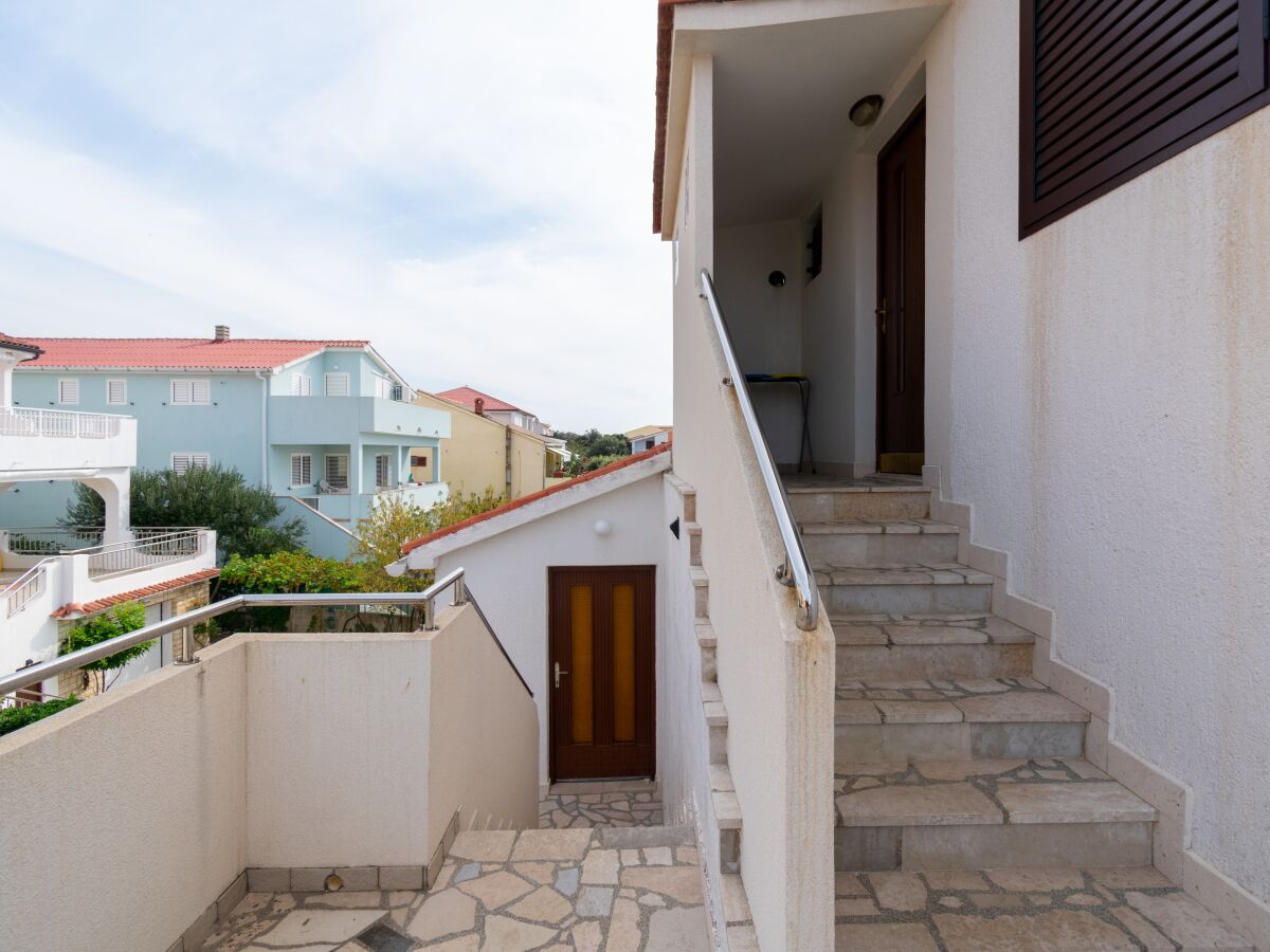 Apartment Studio flat near beach Mandre, Pag AS-4101-b - Outdoor photo 5