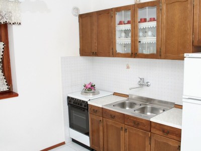 Apartment One bedroom apartment near beach Mandre, Pag A-4123-a - Outdoor photo 11