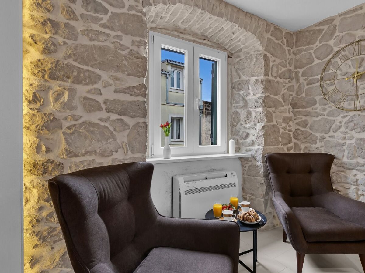 Apartment Two bedroom apartment with balcony Makarska A-21443-a