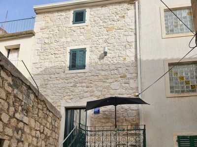 Apartment Two bedroom apartment with balcony Makarska A-21443-a - Outdoor photo 2