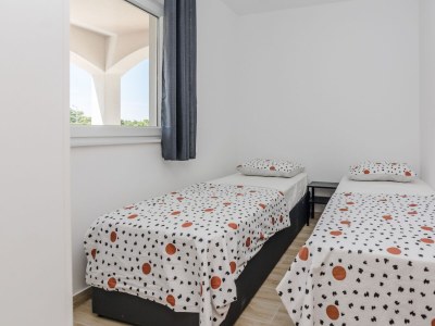 Apartment Two bedroom apartment with balcony Vir A-21782-c - Outdoor photo 7